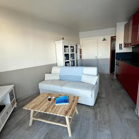 3-room Renovated In Port South - Ac - Mooring Grimaud